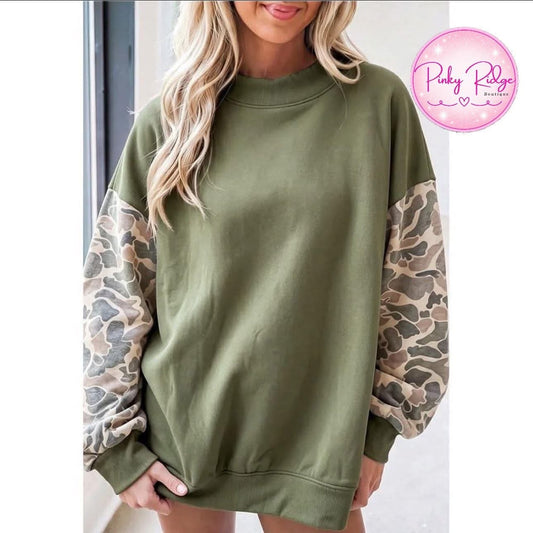 Cozy camo sleeve sweatshirt